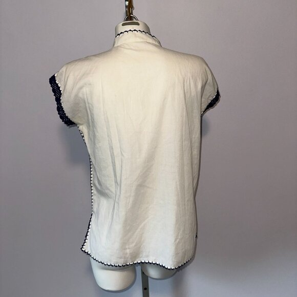 Vtg 80s White Embroidered Crochet Lightweight Cotton Blouse Floral Thailand 42 - Picture 3 of 5